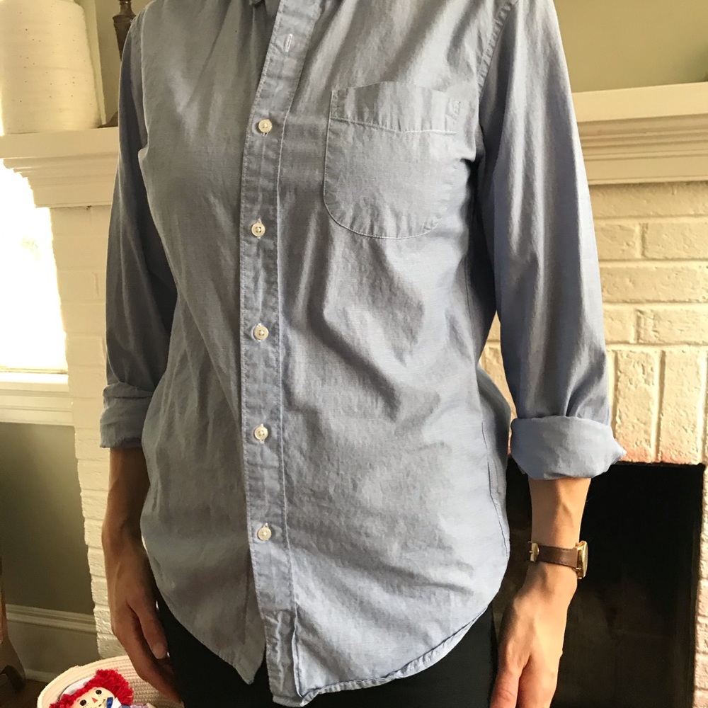 JCrew Men’s crisp cotton Oxford button down